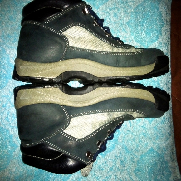 Timberland Leather Boots women's size 6 - Picture 4 of 8